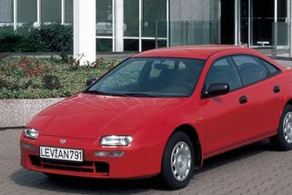 Prodeje nových aut v Česku v roce 1994 byly až legrační. Škoda vládla neomezeně, za ní se ale děly věci. Na některé značky jsme už zapomněli - Garáž.cz